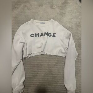 Fashion Nova White Cropped Sweatshirt Size Medium